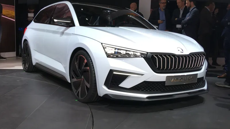 Škoda Auto představila v Paříži i koncept kompaktního hatchbacku Vision RS. Objevit by se měl v příštím roce