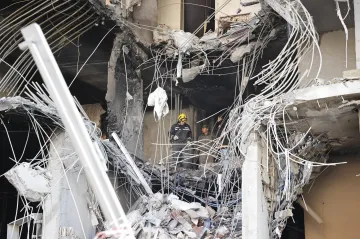 V Kyjevské oblasti se našel další masový hrob. Je potřeba tyto zločiny potrestat, řekl Zelenskyj