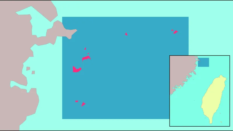 Souostroví Ma-cu červeně, Tchaj-wan žlutě, pevninská Čína šedě