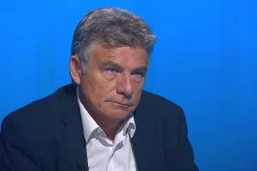 Rozšiřují se části Francie, kde platí právo šaría. Znám Francouze, kteří už ze země utekli, říká Eichler