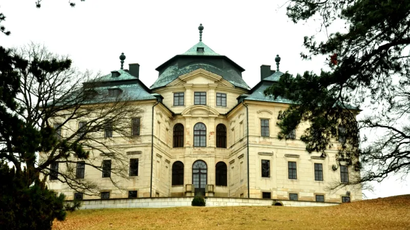 Zámek Karlova koruna