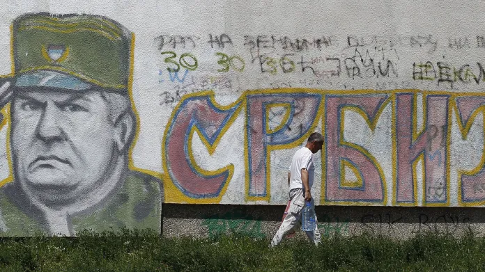 Grafitti na předměstí Bělehradu (foto z roku 2011)