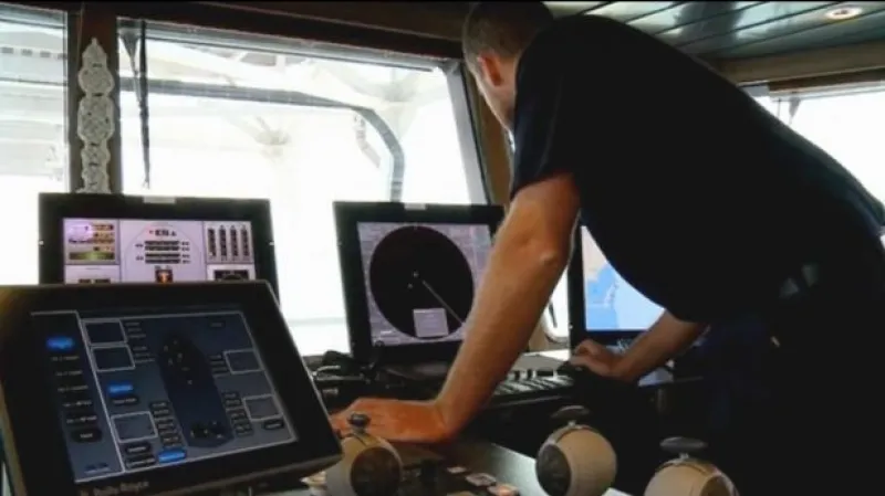 Události: Záchranáři zachytili v moři další signály