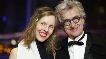 Německý režisér Wim Wenders se svou ženou Donatou