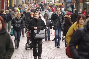 Většina Čechů chce silného lídra, ukázal průzkum