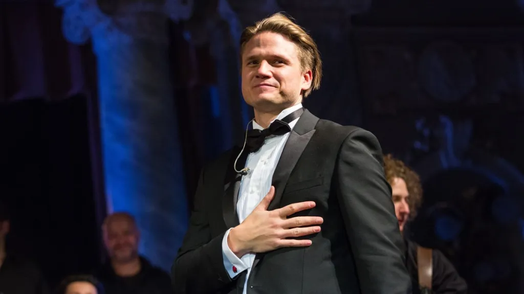 Ondřej Brzobohatý vystupuje se symfonickým orchestrem