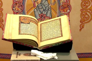 Od originálu k nerozeznání. V Národní knihovně lze listovat vzácnými rukopisy