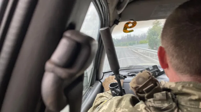 Štáb ČT natáčel na severní frontě na Ukrajině
