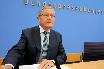 Řecko čerpá ze záchranného fondu, s odpisem dluhu ale počítat nemůže