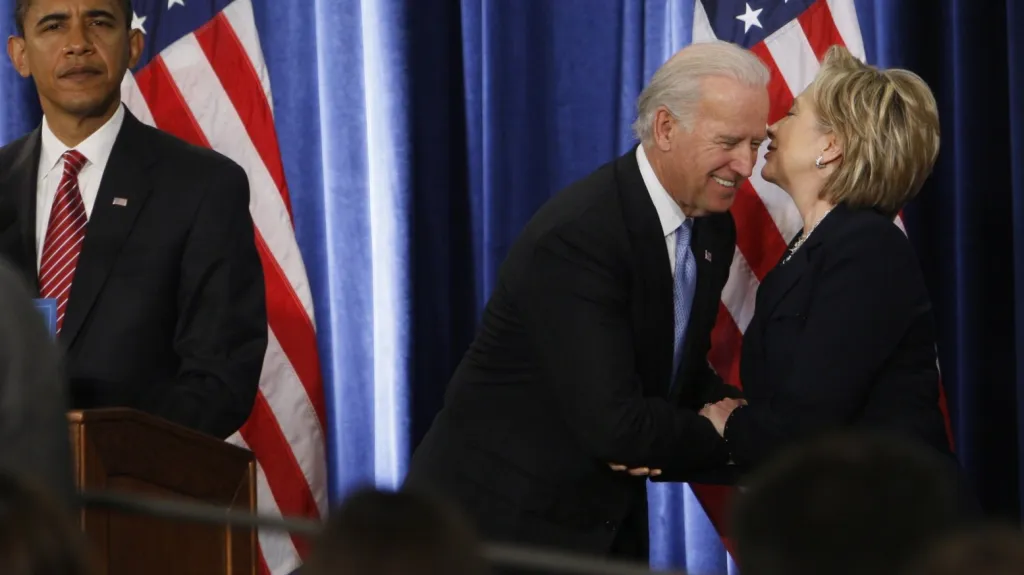 Barack Obama s Joe Bidenem a Hillary Clintonovou
