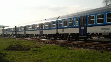 Vlak, který se srazil s autobusem