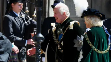 Karel III. na oslavě korunovace ve Skotsku