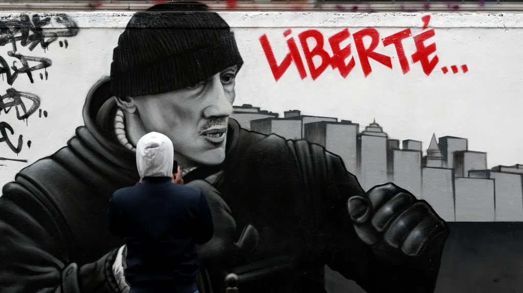 Street artová malba bývalého boxera Christophea Dettingera