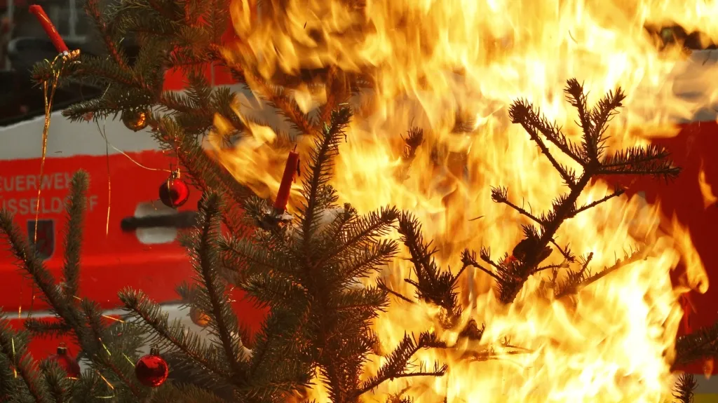 Požár vánočního stromku