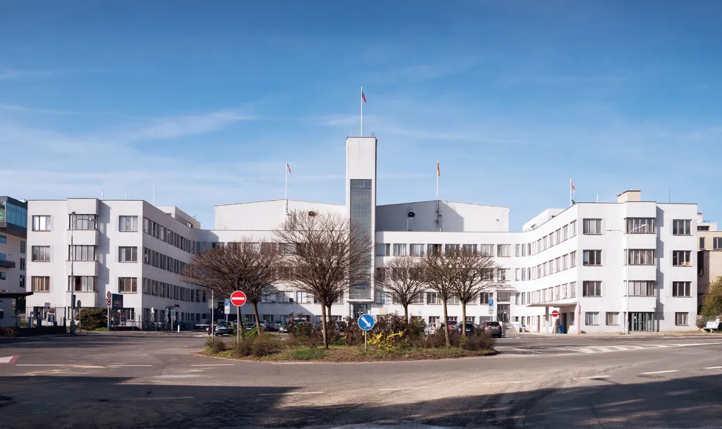 Filmové ateliéry Barrandov od Maxe Urbana, 1931–1934