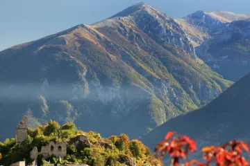 Neklidná páteř Itálie. Jak k ničivým otřesům dochází?