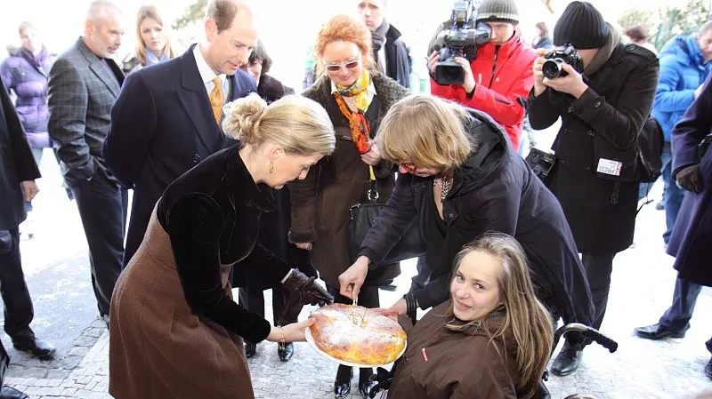 Princ Edward a hraběnka Sophie v Jedličkově ústavu