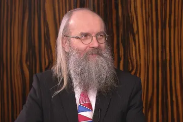 Jazykovědec Oliva: Slovenština stále obohacuje češtinu, třeba slovem „dovolenkový“