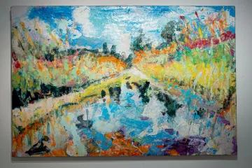 Možná je něco ve vodě. Patnáct výtvarníků spojují Louny a výstava