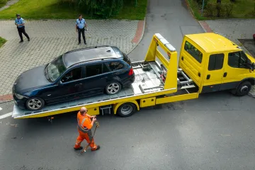 Chodník jako parkoviště. Počet přestupků hlavně ve velkých městech roste