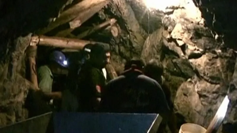 Zával v peruánském dole