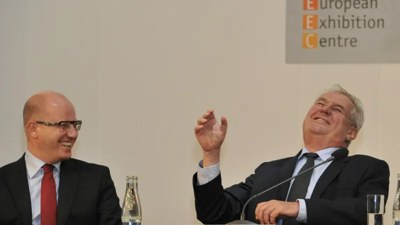 Bohuslav Sobotka a Miloš Zeman na strojírenském veletrhu v Brně