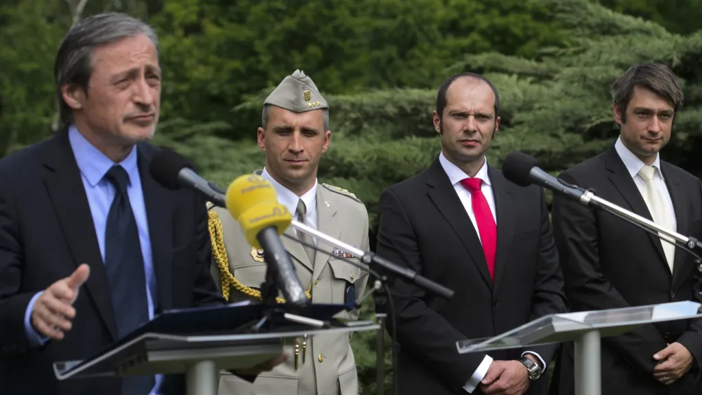 Ministr Martin Stropnický (ANO), Pavel Kříž, náměstek Pavel Beran a Jakub Landovský