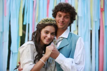 K čertu s láskou! Poslechněte si milostný duet z pohádky Čertí brko