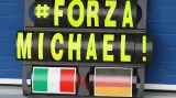 Schumacher bojuje o život