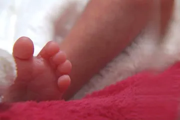 Lékaři: Brněnské narození dítěte z těla zesnulé matky se může zapsat do dějin