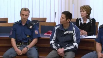 Obžalovaný Erdenabat Duu u soudu