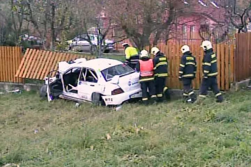 Policie navrhla obžalovat pět lidí za tragickou nehodu při rallye v Lopeníku