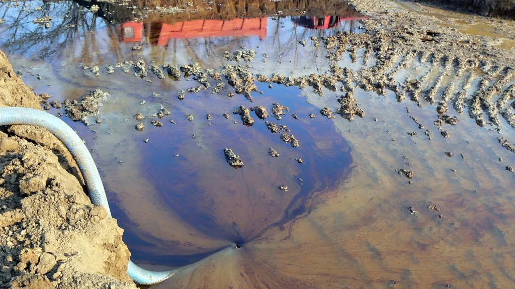 Likvidace ropných skvrn z podzemních vod