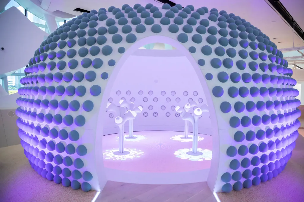 V Dubaji otevřeli velkolepé Muzeum budoucnosti