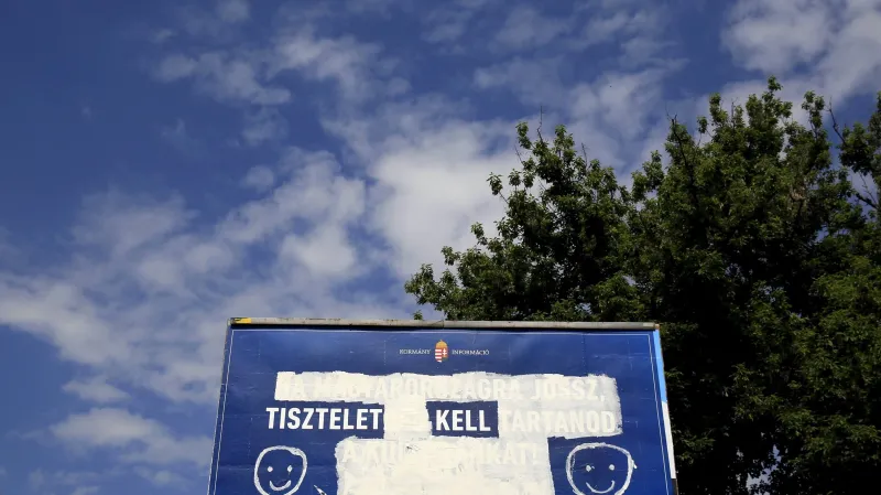 Aktivisté přetvořili kampaň maďarské vlády