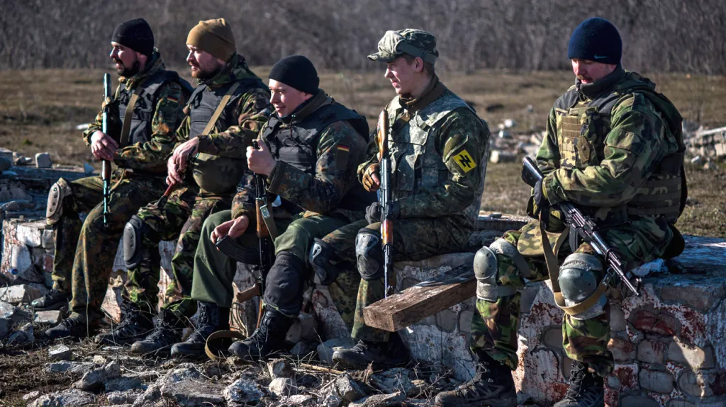 Dobrovolníci z Azovského praporu