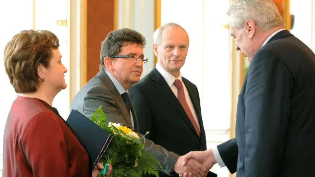 Prezident jmenoval nové ústavní soudce