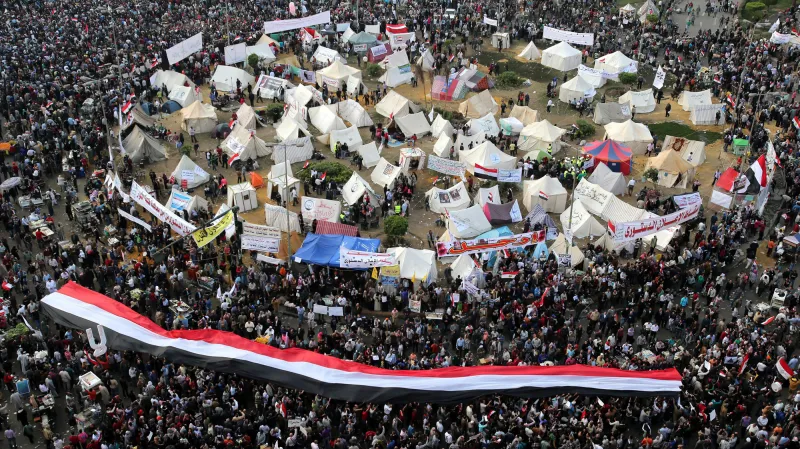 Demonstrace na náměstí Tahrír