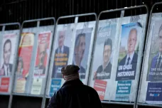 Hledá se prezident. Začalo první kolo francouzských voleb