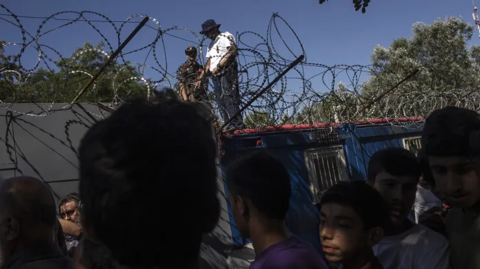 Uprchlíci na maďarsko-srbské hranici