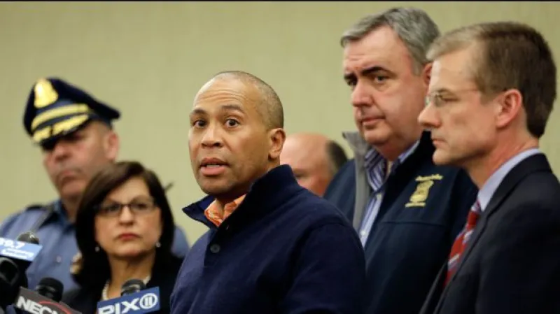 Brífink bostonské policie k pumovým útokům