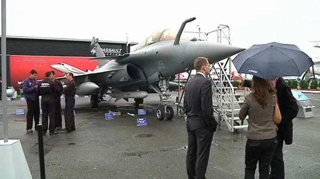 Britové chtějí víc zakázek v Indii