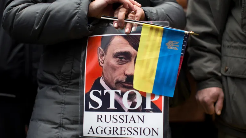 Protest proti ruskému vojenskému zásahu v New Yorku