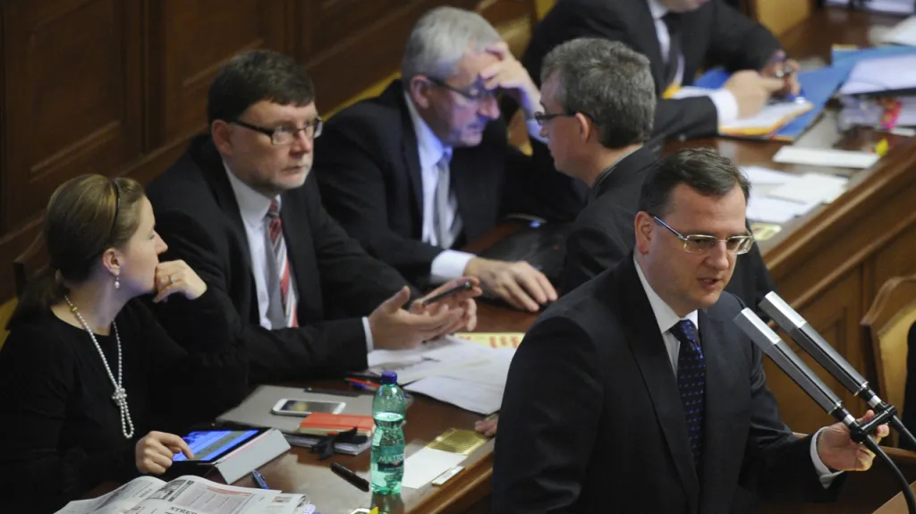 Petr Nečas (ODS) a jeho vláda ve sněmovně