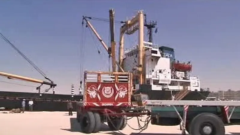 Vykládání humanitárního zboží