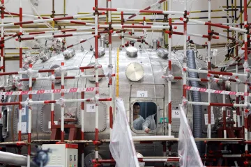 Čína dokončila svůj nejnovější tokamak. „Umělé Slunce“ by se mělo rozsvítit už letos