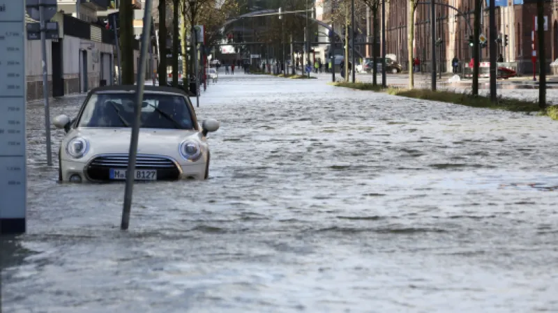 Povodně v Hamburku,  Autor: Bodo Marks,  Zdroj: ČTK/AP