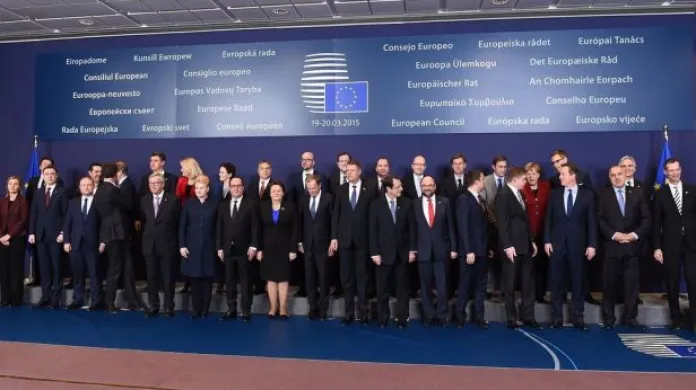 Summit EU: energetická unie ano, prodloužení sankcí ne