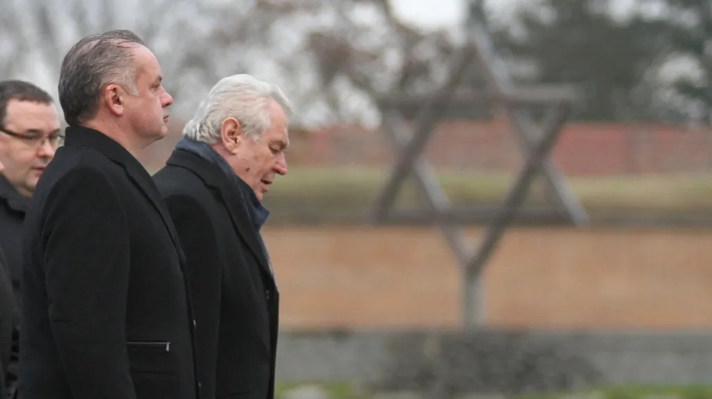 Miloš Zeman se slovenským prezidentem při návštěvě Terezína