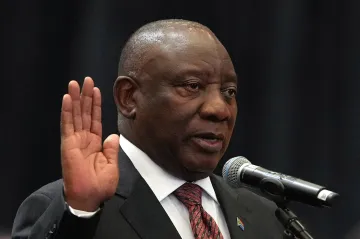 Prezidentem Jihoafrické republiky se opět stal Cyril Ramaphosa. Pomohla mu dohoda s rivaly
